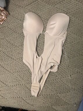 Seamless Strapless Nude Shapewear Bodysuit